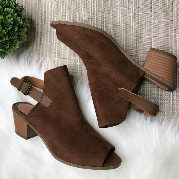 Sugar Shoes - NWOT Sugar Elle Ladies Sandals